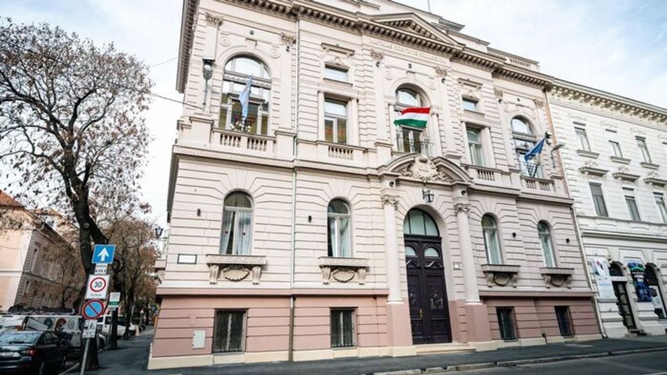 Szegeden is egyedülálló tehetséggondozó programokra várja a fiatalokat az MCC