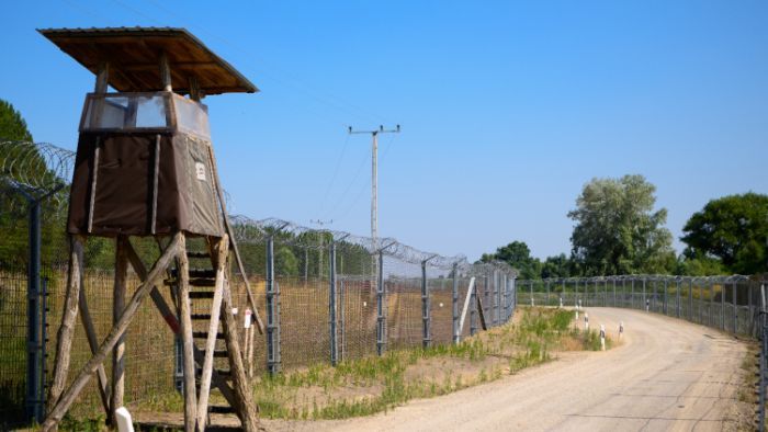Csongrád-Csanád vármegyében ismét migránsokat fogtak el a rendőrök