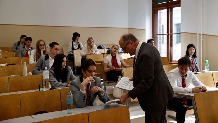 Csütörtökön angolból érettségiznek tízezrek országszerte