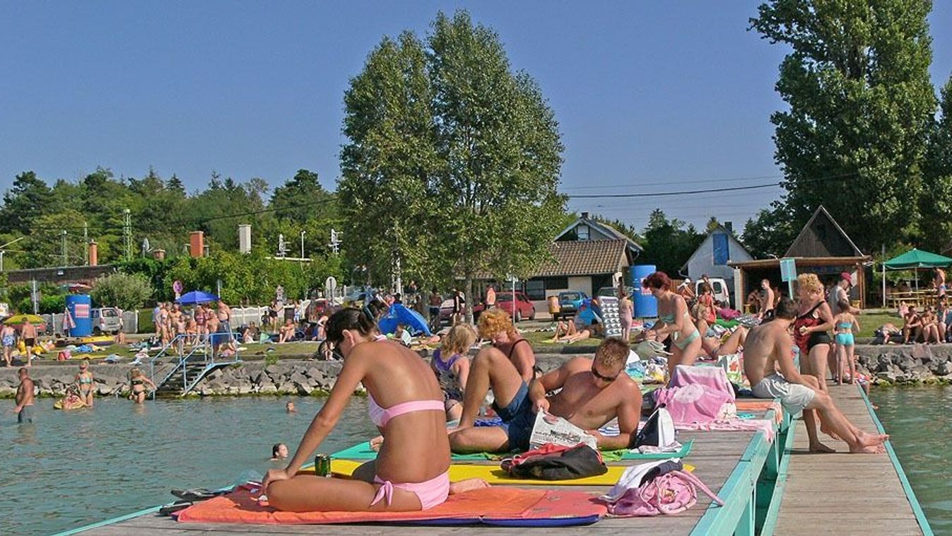 Így tölthet el olcsón egy kis időt a Balatonon Szegedről indulva
