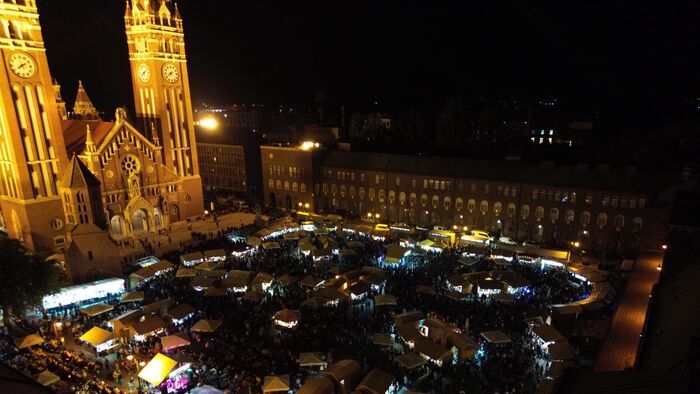 Naptárt elő: megvan mikor nyit a Bor tér!
