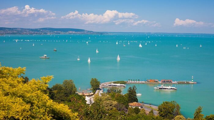 Kapu Tibor megmutatta: ilyen a Balaton a világűrből +videó