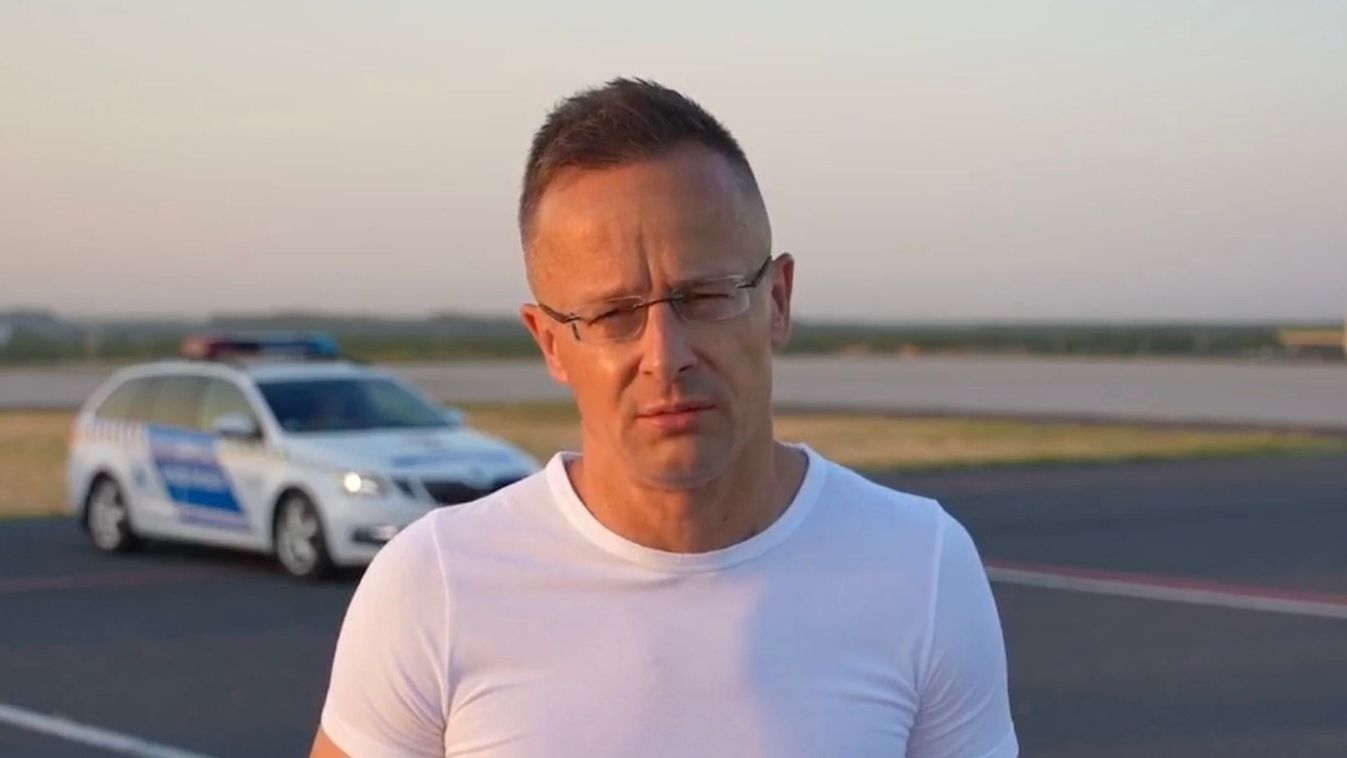 Hat magyar állampolgárt evakuált a kormány Iránból +videó