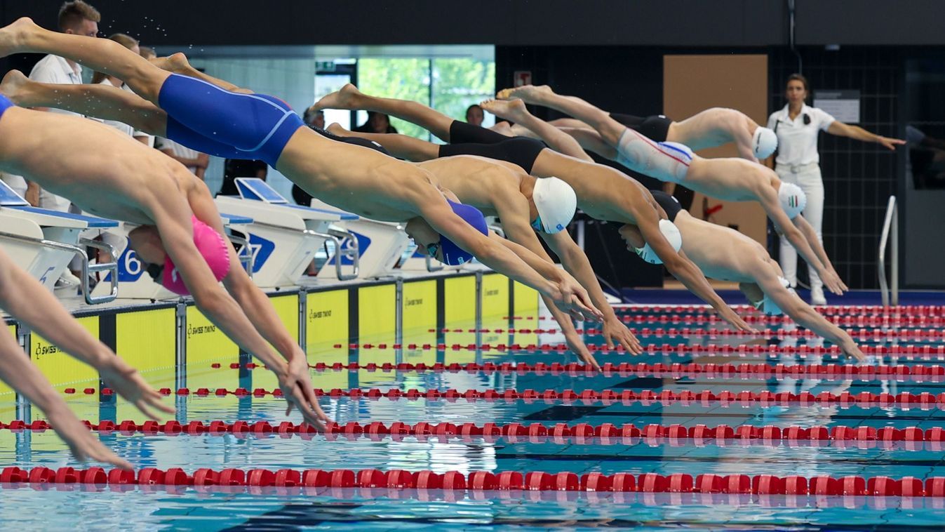 A serdülőkorú úszók csatája a Tiszavirág Sportuszodában