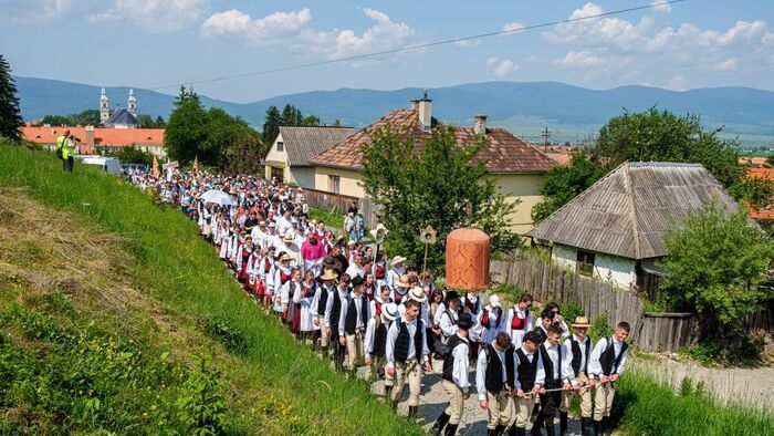 Csíksomlyói Búcsúról:Az imát nem elmagyarázni, hanem imádkozni kell +galéria