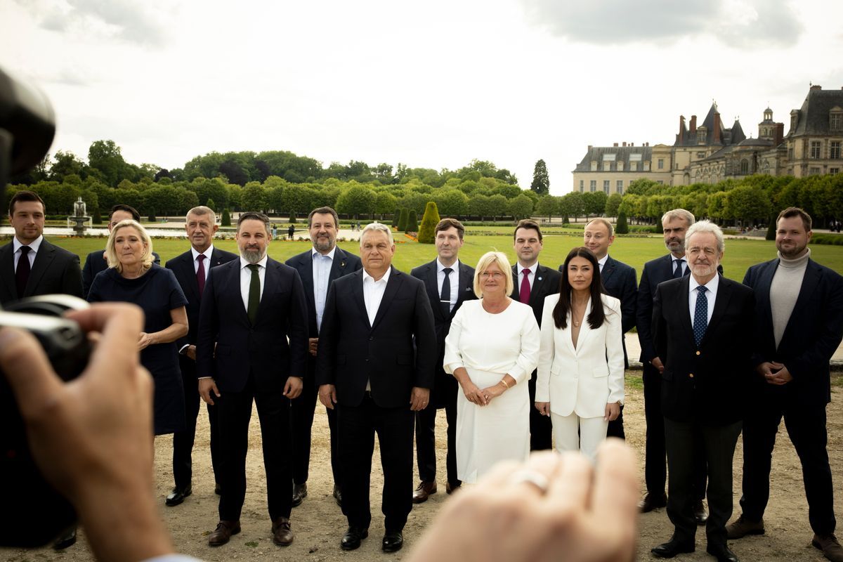Franciaországban találkoztak a Patrióták, Orbán Viktor is beszédet mond.