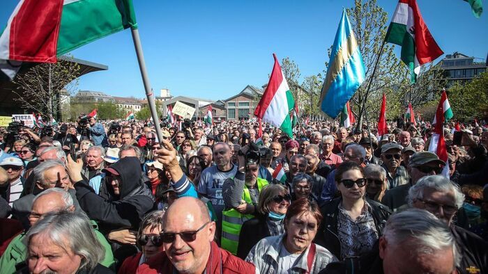 Magabiztosan vezet a Fidesz-KDNP a Tisza előtt
