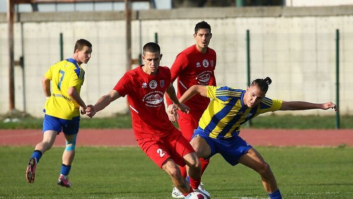 Maradna a támadó futballnál, és megismételné előző idényét az SZVSE