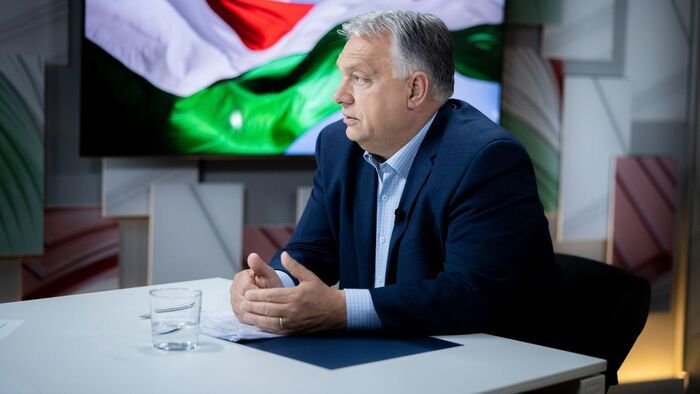 Indul a Harcosok Órája, ma reggel Orbán Viktor lesz a meglepetésvendég