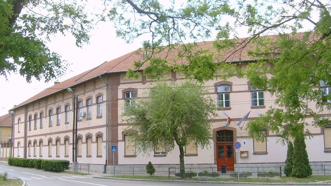 Több mint egymilliárd forintból újul meg két szegedi iskola