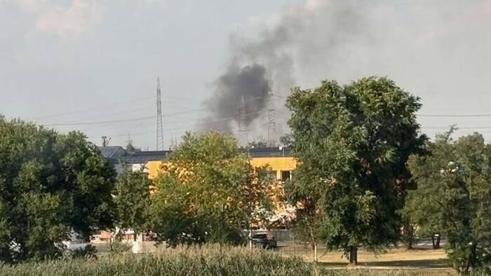 Tűz ütött ki Szegeden, a nagy füst már messziről is látható