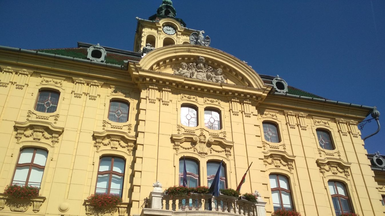 Szeged szolidáris város? Kivéve ha az alpolgármesterek béréről van szó