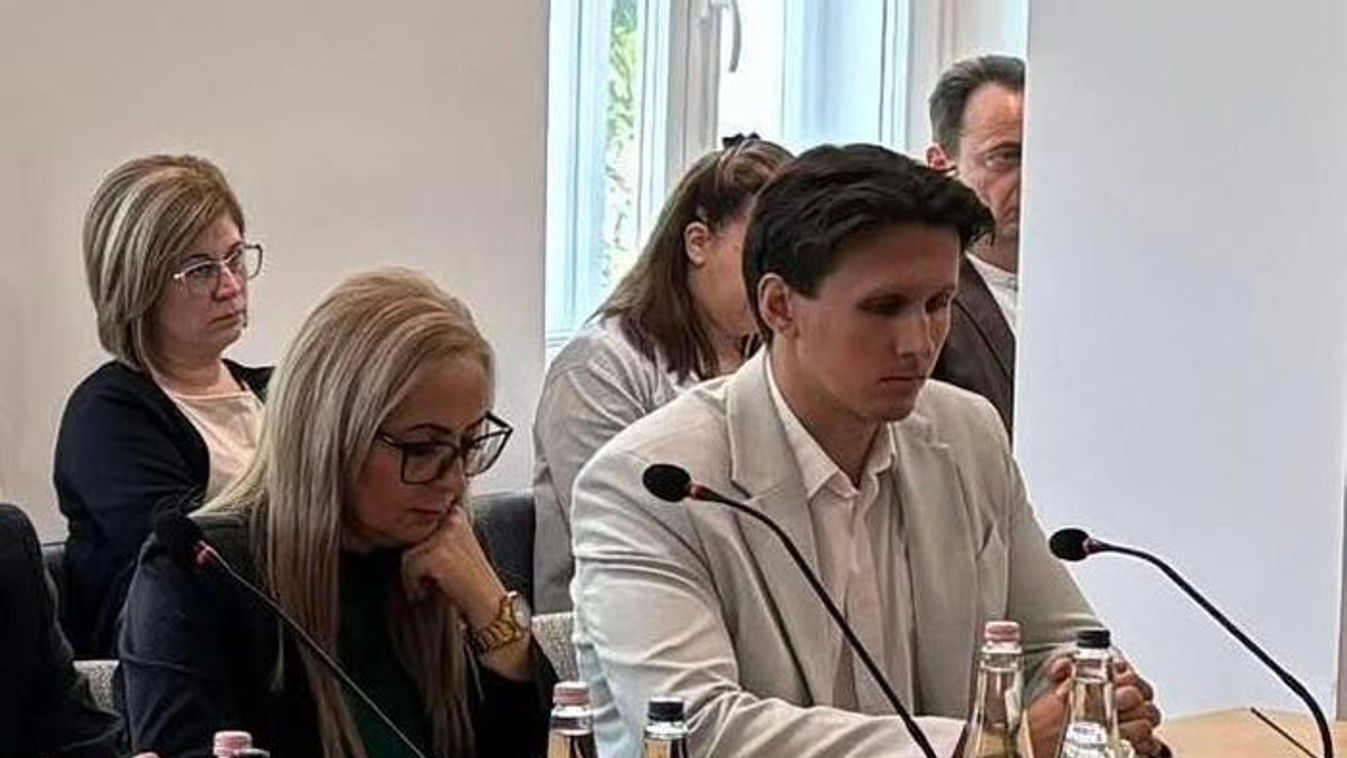 Ismert vármegyei politikus lépett le a Momentumból