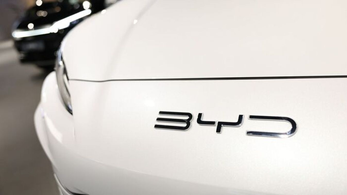 Szegeden is csúcstechnikával szerelik majd fel a BYD modelleket +videók