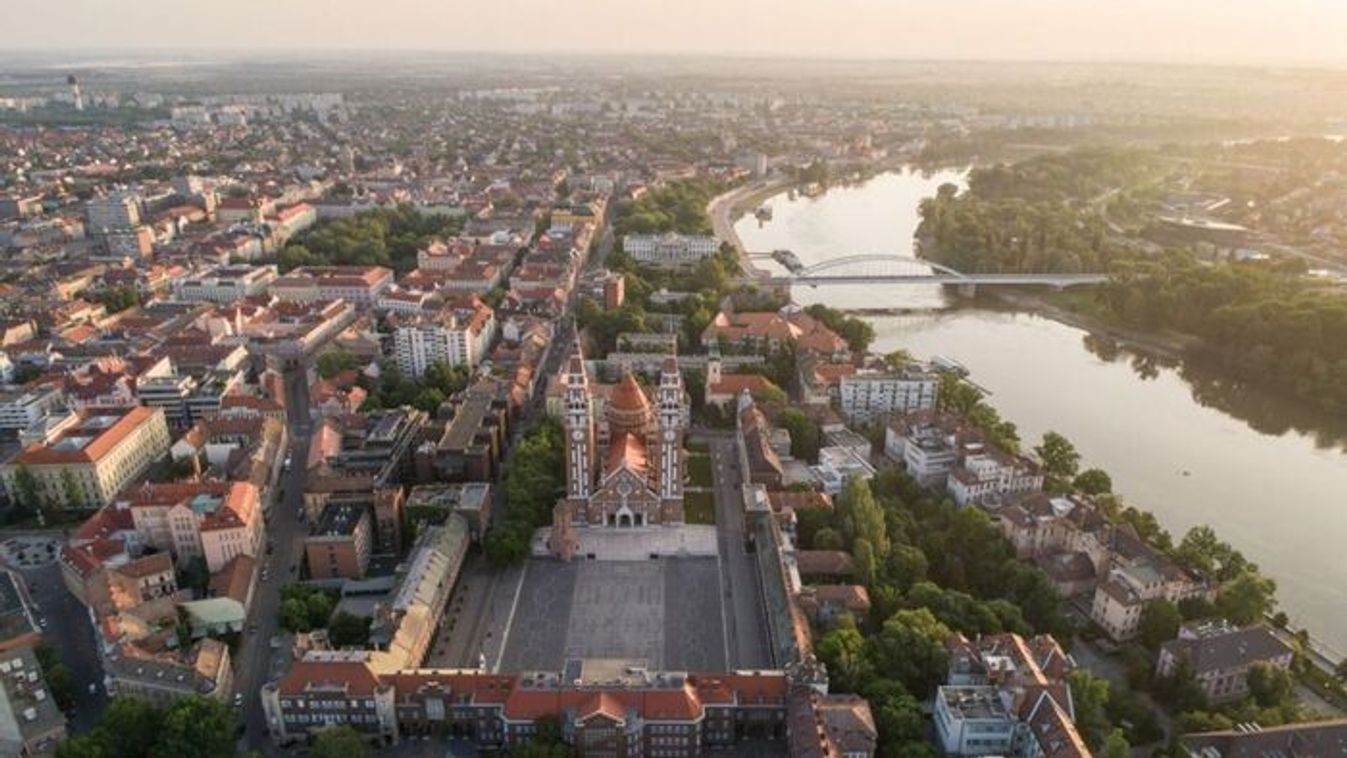 Fullasztó hőség tombol szerdán is Szegeden