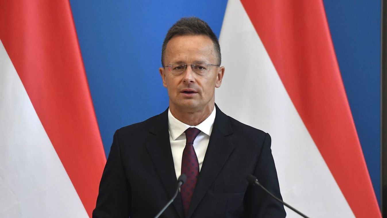 Szijjártó Péter: Magyarország kitiltotta a kényszersorozásokért felelős ukrán vezetőket