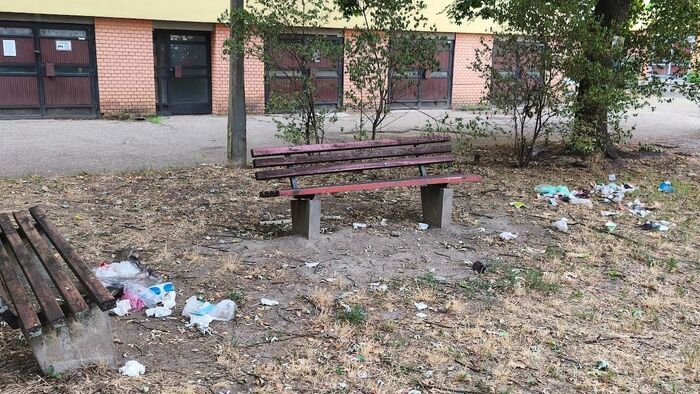Rendbontók, szeméthegyek, fertő: élhetetlenné válnak Szeged egyes részei +fotók +videó