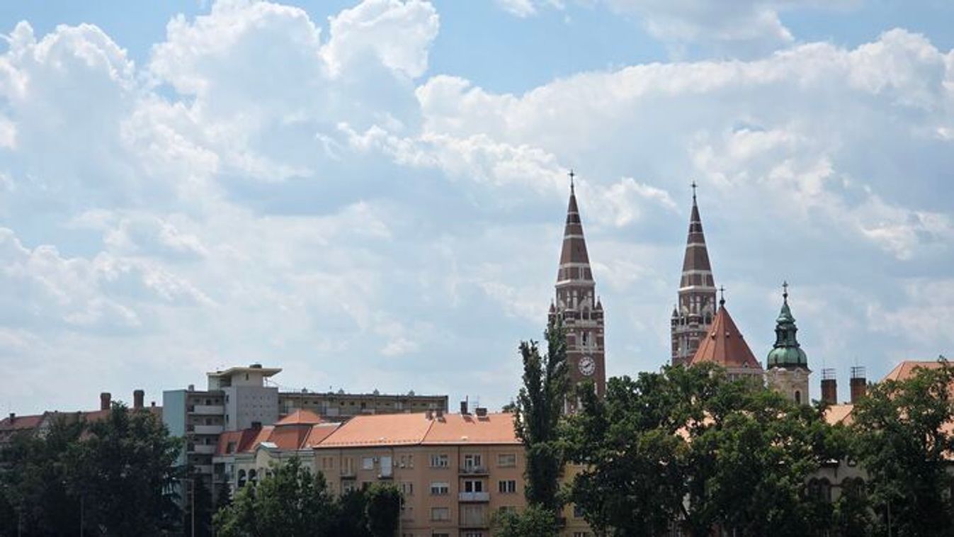 A hét közepe felüdülést hoz: napos, szeles idő, és gyenge fronthatás