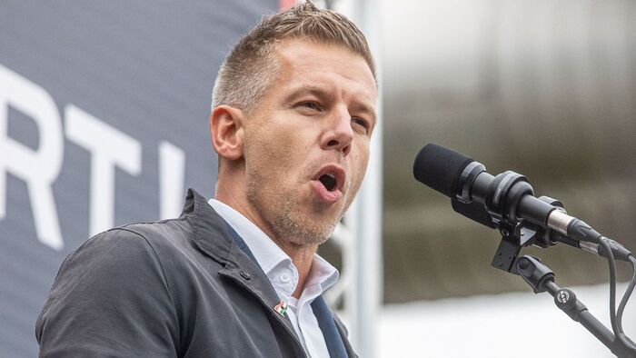 Magyar Péter kiakadt, miután fény derült a Tisza-adó tervére