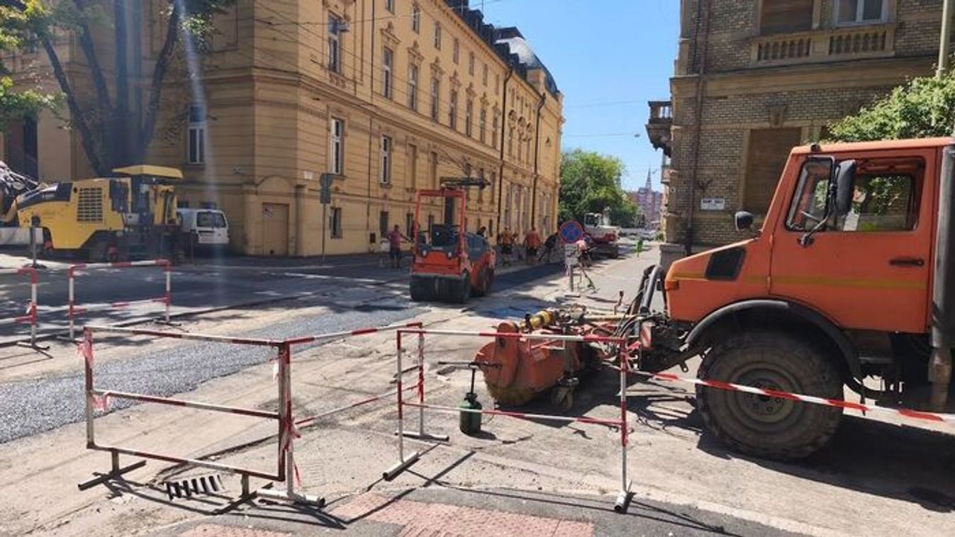 Zajlanak a munkálatok, megváltozott a forgalmi rend a Dózsa utcában