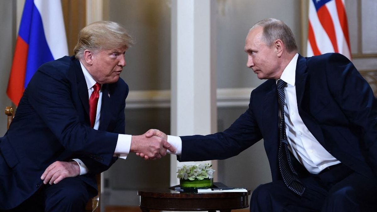 Donald Trump amerikai elnök és Vlagyimir Putyin orosz vezető Fotó: AFP
