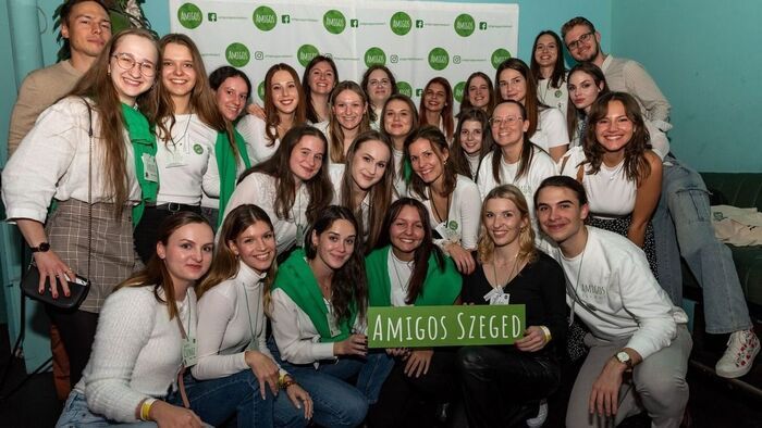 Mosoly és törődés: az Amigók Szegeden is új társakat keresnek