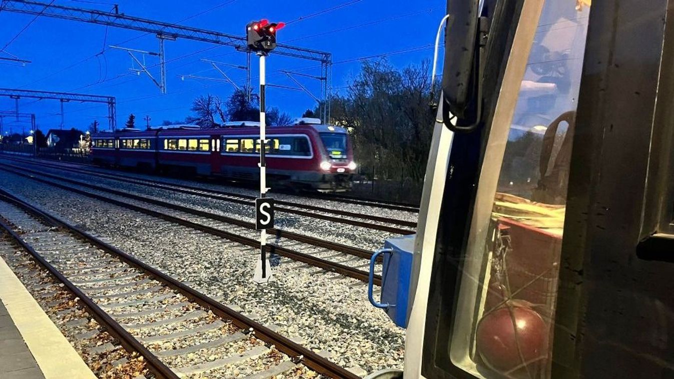 Biztonságosabb és gyorsabb vasúti közlekedés Szegednél