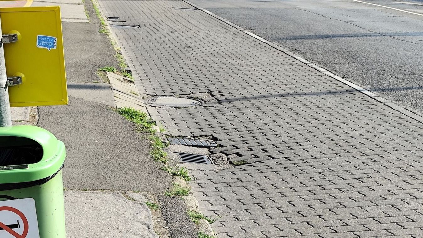 Borzalmas állapotban ez a szegedi megálló, a buszok is félve használják