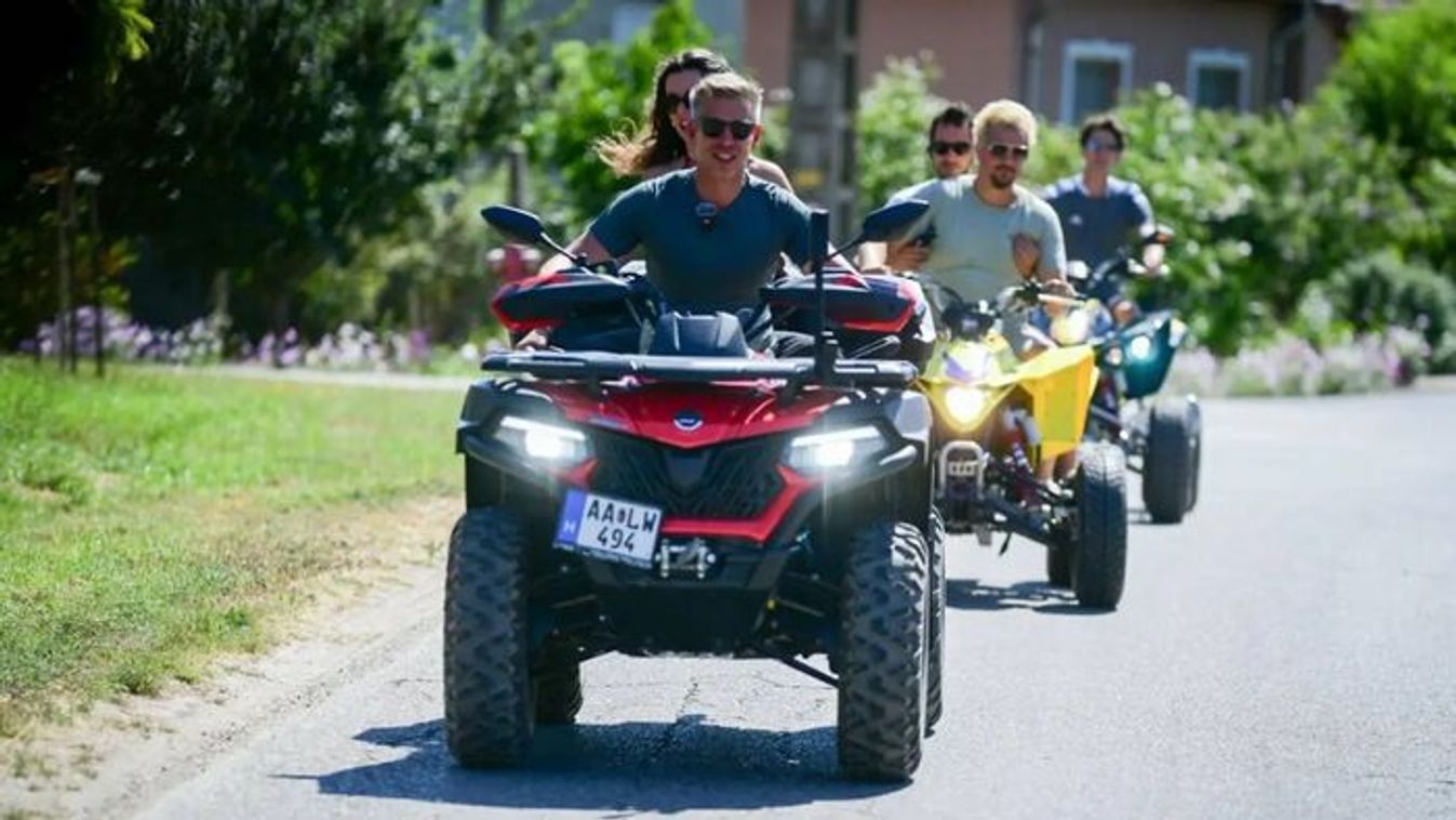 Magyar Péteréket még a KRESZ sem érdekli, saját és mások biztonságát is kockára teszik a pökhendi Tisza-vezér