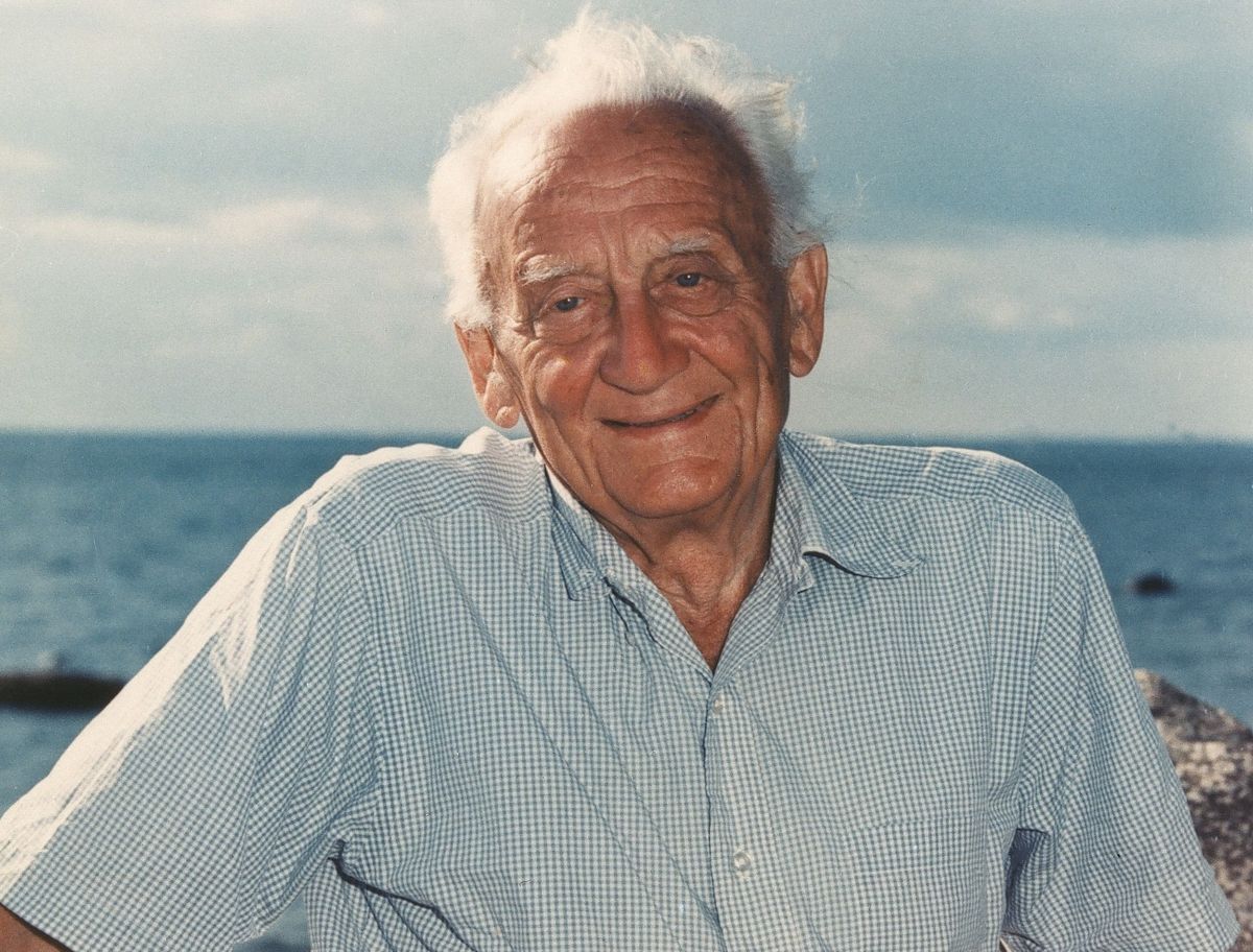 A híres szegedi tudós Szent-Györgyi Albert szerint a fej a gondolkodásra való, és a könyv azért van, hogy a sok adatot ne kelljen mind a fejünkben tartani Fotó: Szegedi Tudományegyetem