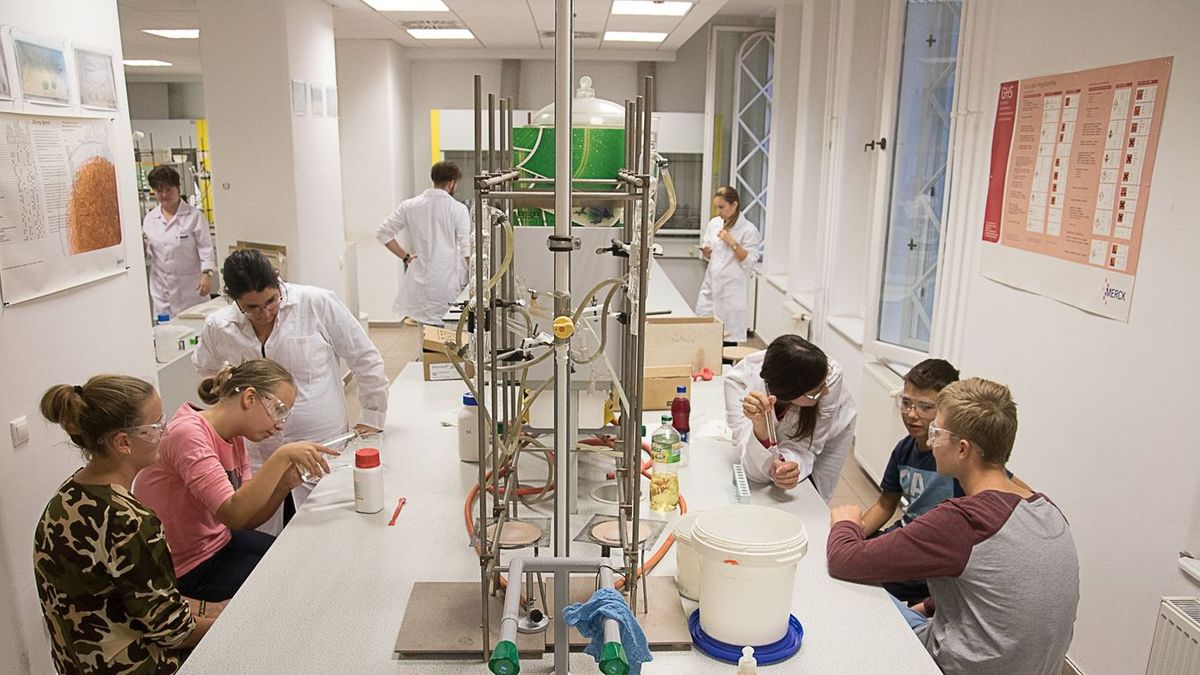 Többszáz program Szegeden a kutatók éjszakáján