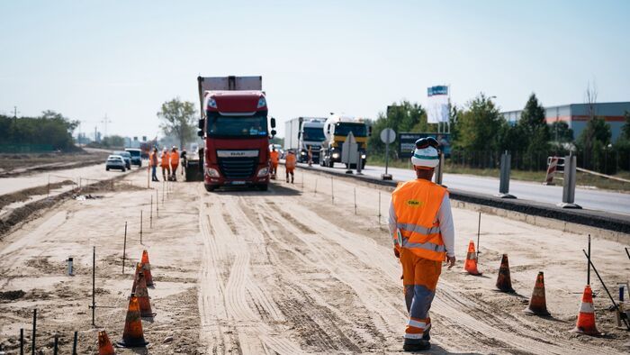 Új lendületet ad az 5-ös főút bővítése a szegedi ipari parknak