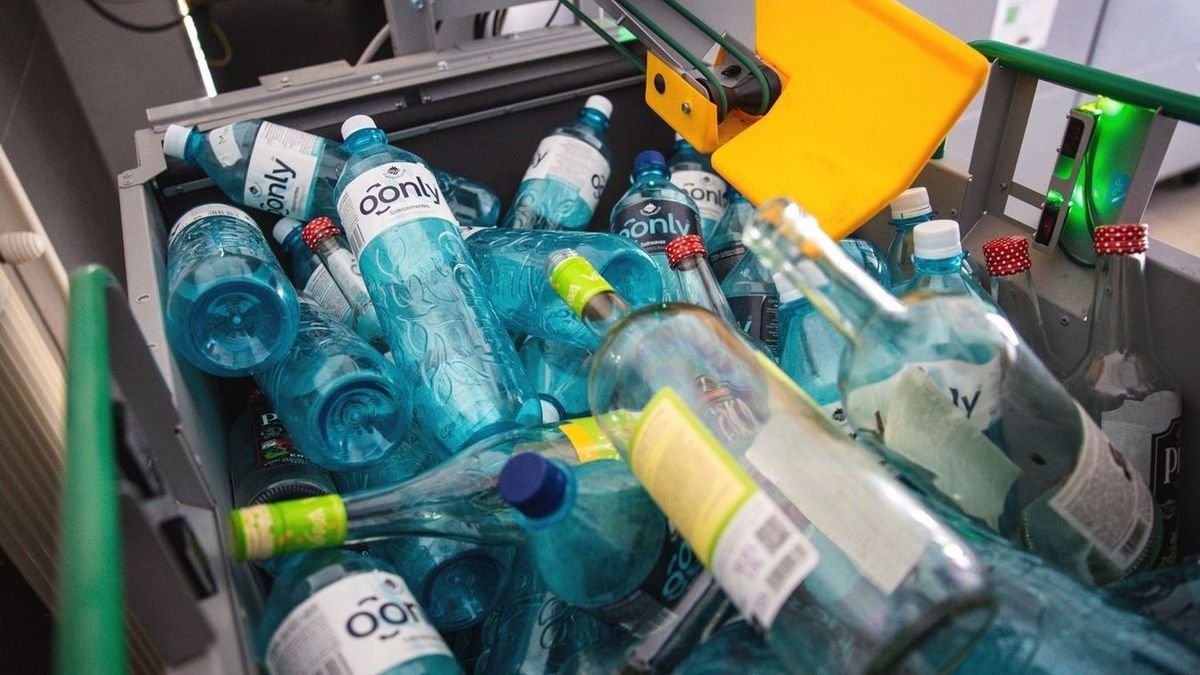 Szegeden is palacktartó eszközöket helyeznének a közterületi kukákra Fotó: Magyar Nemzet