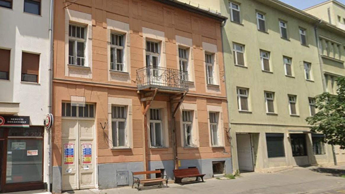 Az épület elhagyatott és elhanyagolt volt, így az SZTE új oktatási központja a városképet is javítja