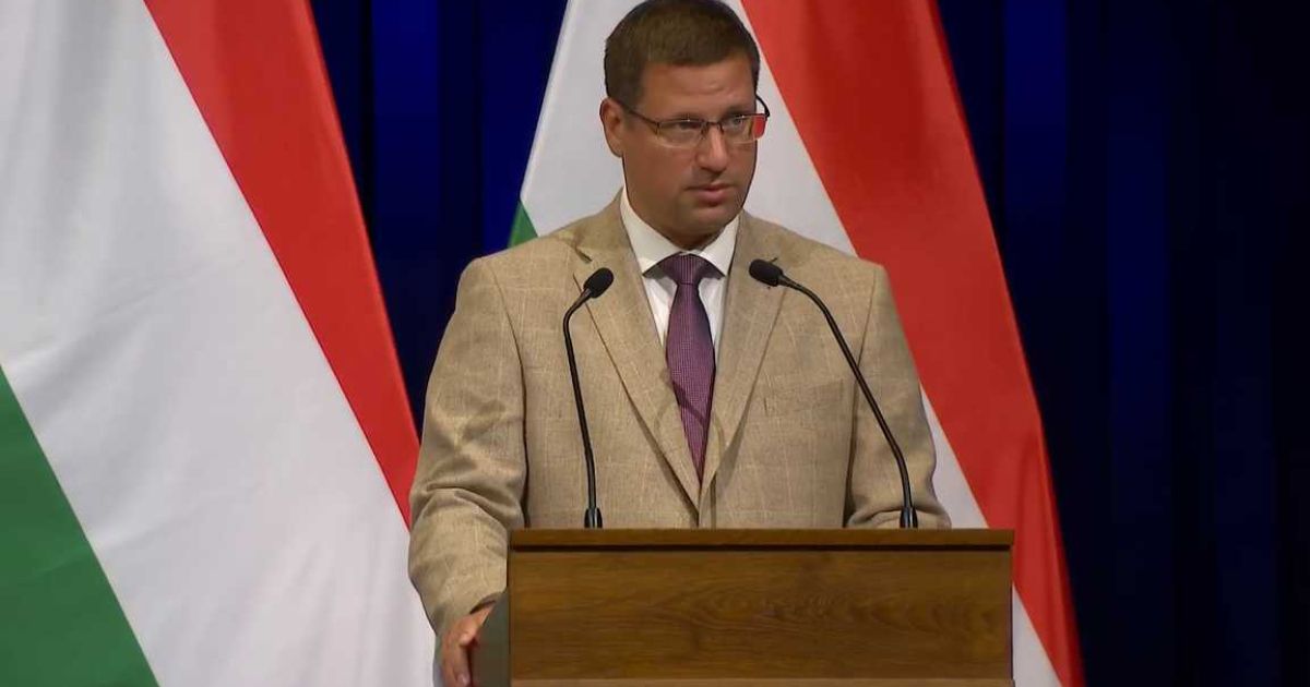 Nyugdíjemelés mellett az Otthon Start és a migráció volt a téma a Kormányinfón