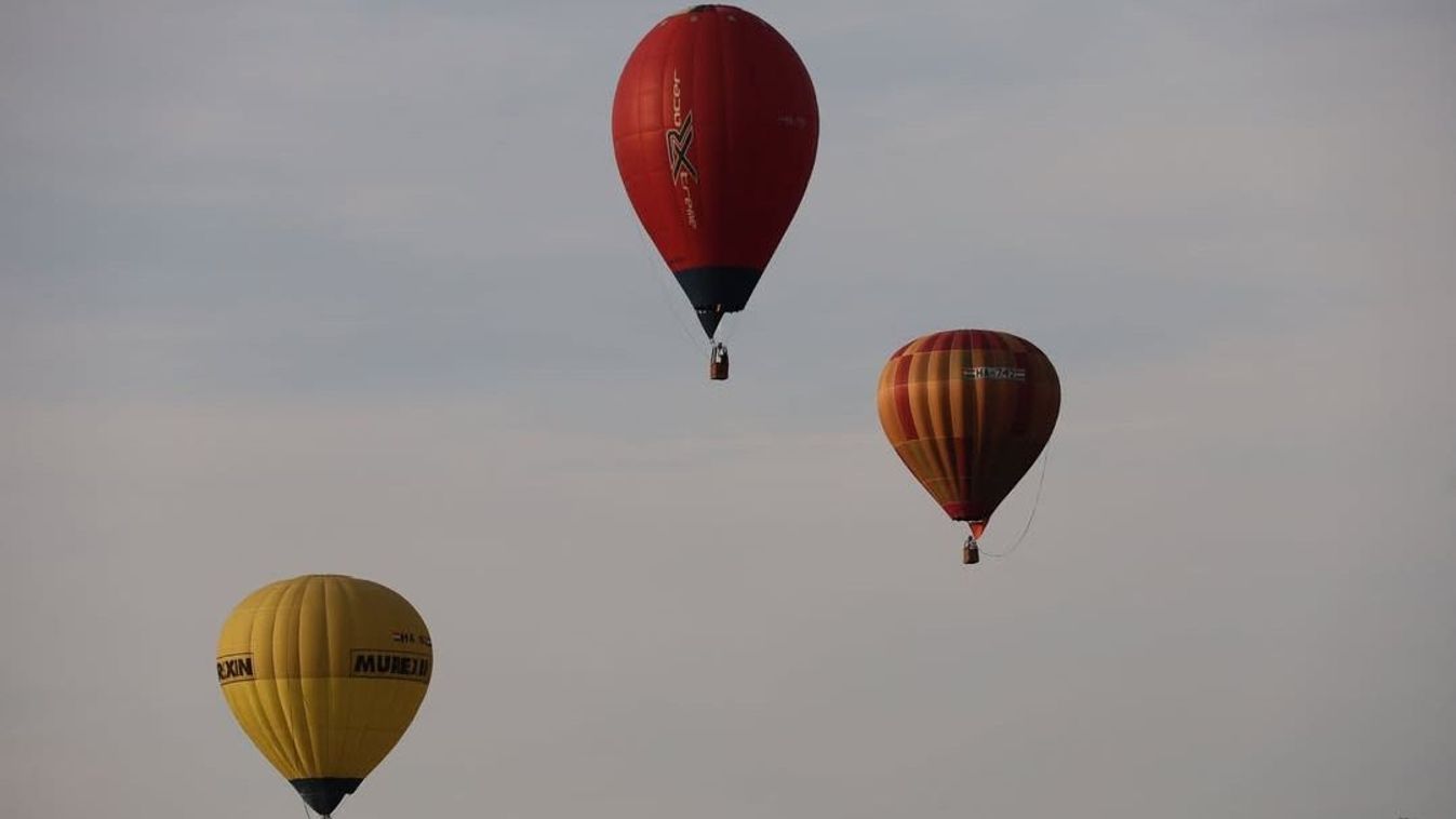 Mindenkit elbűvöltek a hőlégballonok Szeged közvetlen közelségében +fotók