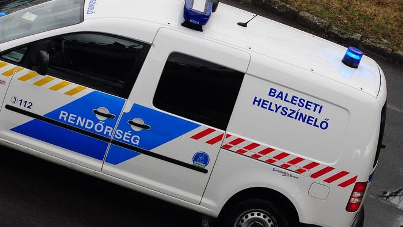 Kerékpárost gázoltak a Petőfi Sándor sugárúton, torlódás nehezíti a forgalmat