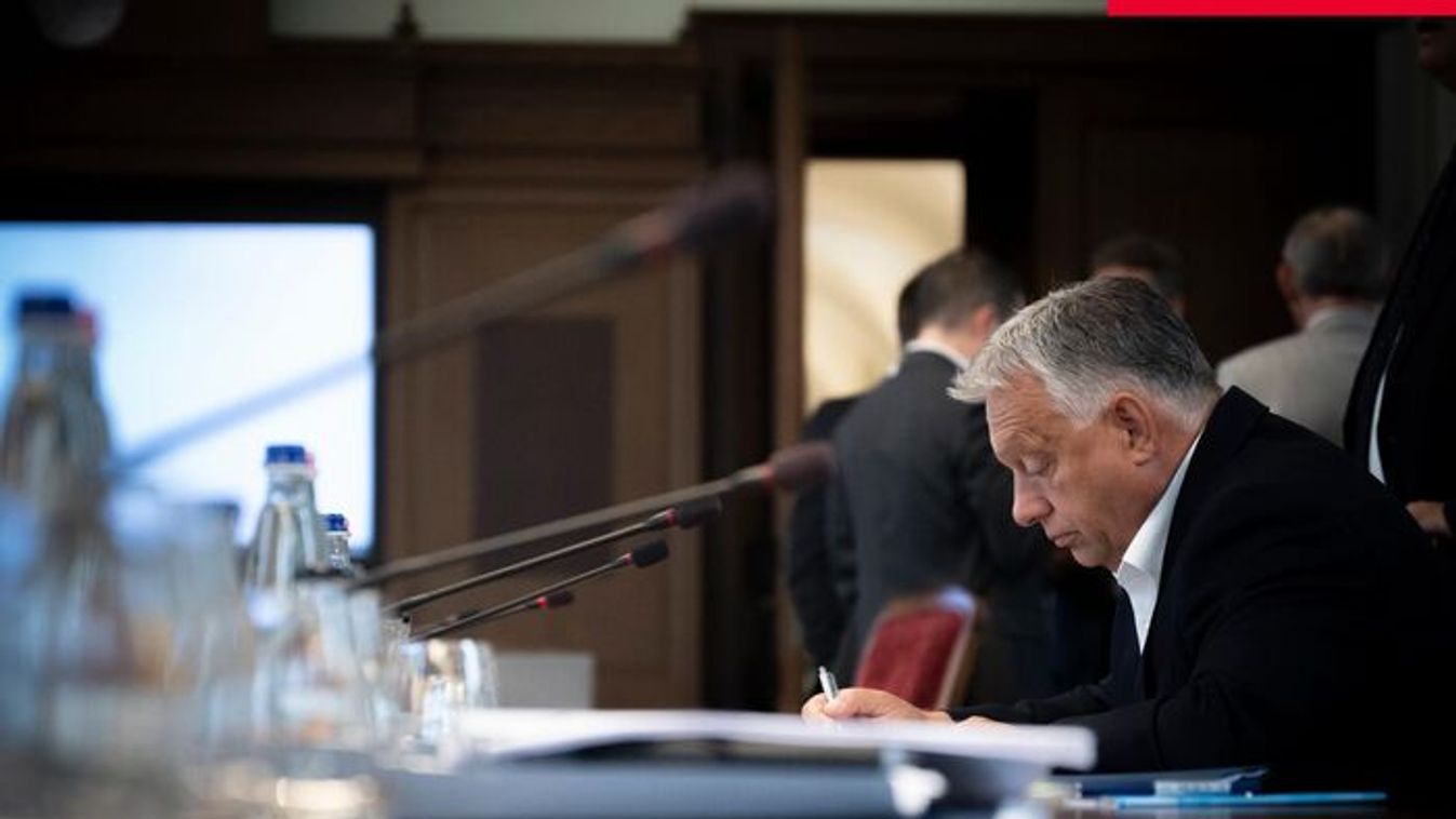 Orbán Viktor reagált a lengyelországi eseményekre