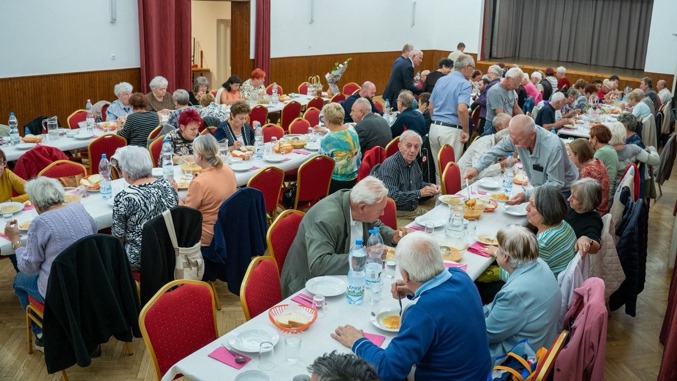Szentmihály ismét megmutatta közösségi erejét: az időseket ünnepelték +fotók