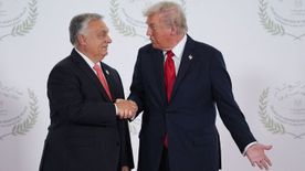 Orbán Viktor a békecsúcson, személyes találkozó Trumppal +videó