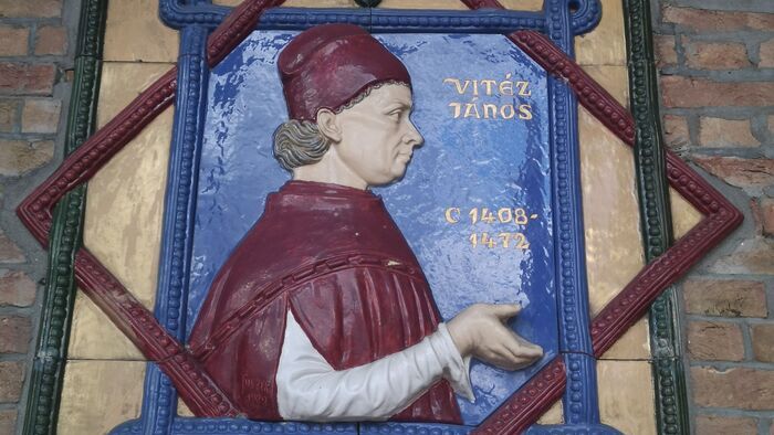 Dóm téri Pantheon: Vitéz János Mátyás király nevelője