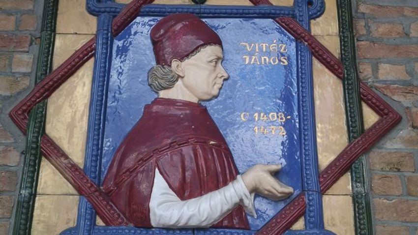 Dóm téri Pantheon: Vitéz János Mátyás király nevelője