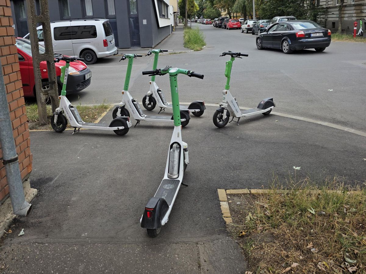 Újabb rollerparkolás körül alakult ki parázsvita Szegeden