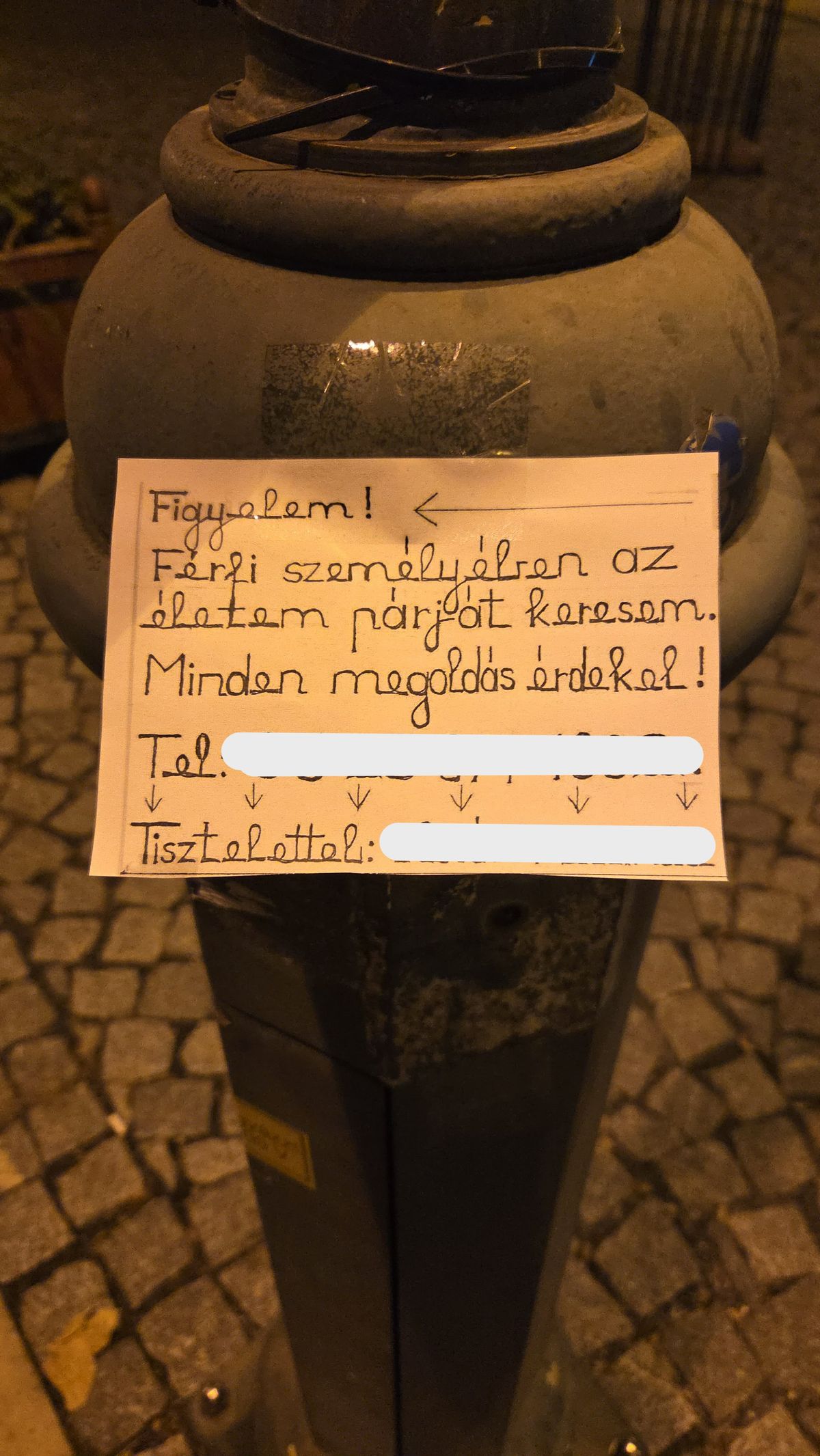 A randit hirdető cetli óriási szenzációt keltett Szegeden. (Fotó: SzegedMA)
