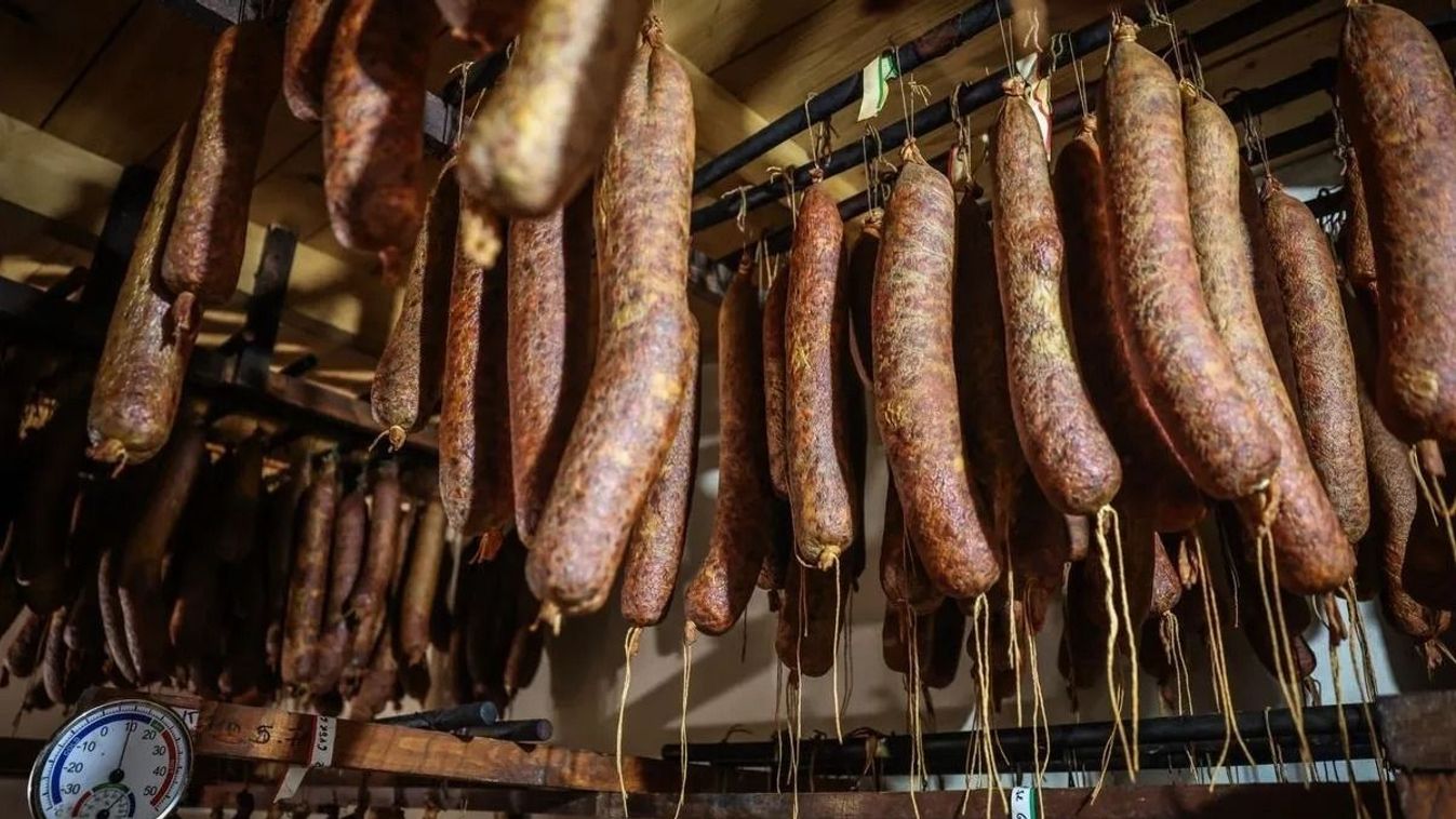 Így változtatta meg a szegedi téliszalámi a házi kolbásztöltés szabályait
