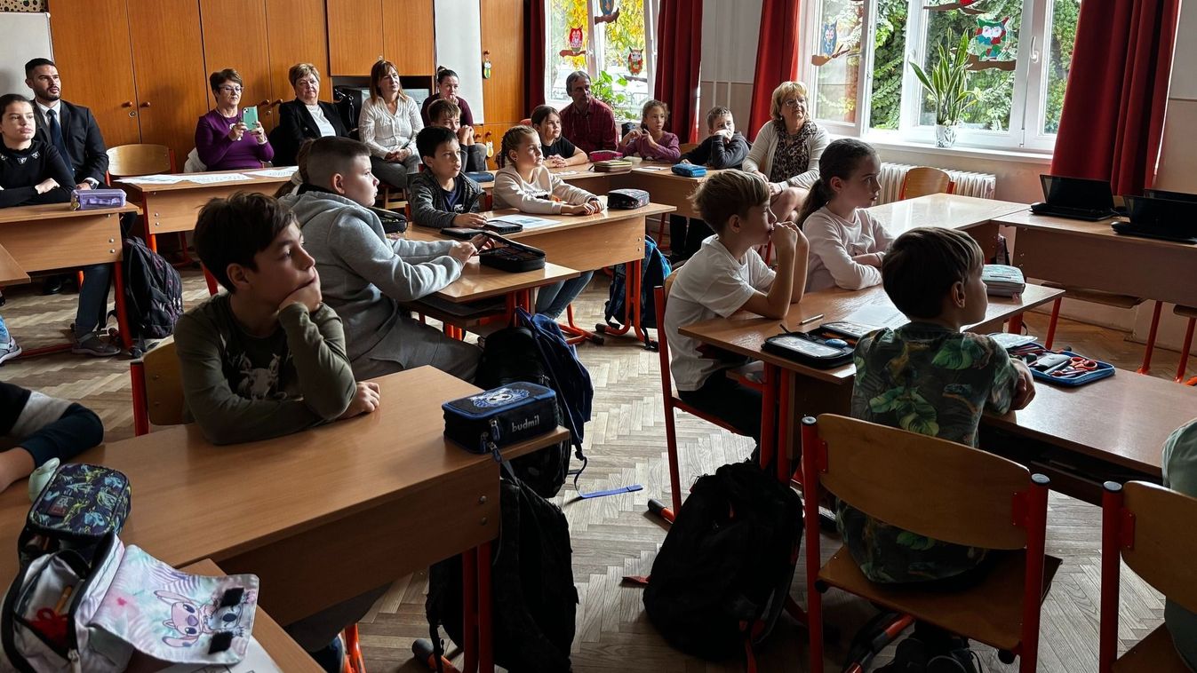 Az állatvédelem mellett tett esküt egy teljes szegedi iskola