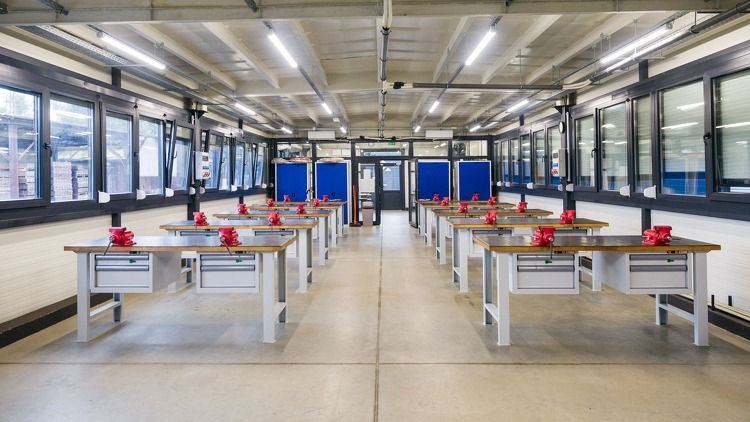 A szegedi Edupark korszakváltó duális képzéssel célozza a Z-generációt. (Fotó: magyarepitok.hu)