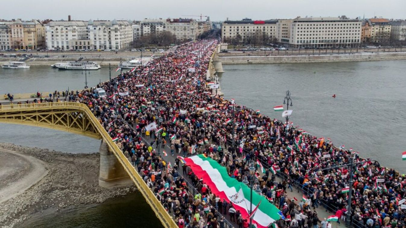 Október 23-án ezen az útvonalon halad majd a békemenet