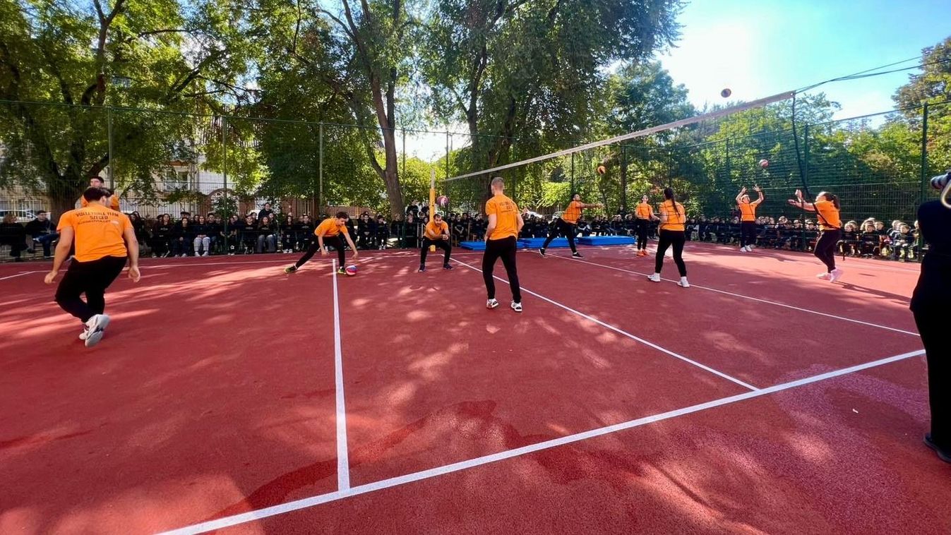 Szeged fontos bázisa a magyar sportéletnek: két sportpályát is átadtak +fotók +videó