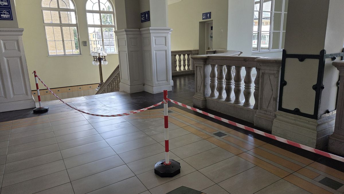 A BYD-gyár és az Intermodális Csomópont árnyékában a MÁV mosdófelújítás programja áthidaló megoldást kínál. Fotó: Juhász Viktor